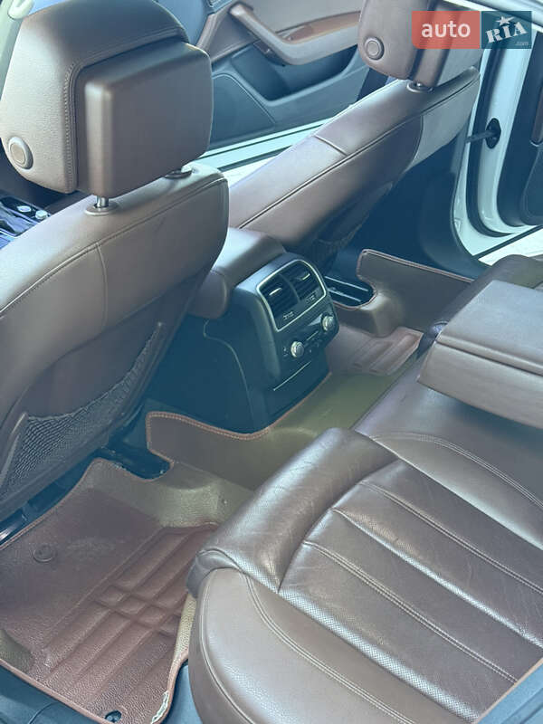 Седан Audi A6 2015 в Хмельницком