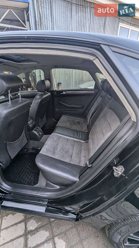 Седан Audi A6 2001 в Ровно