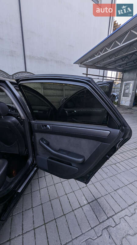 Седан Audi A6 2001 в Ровно