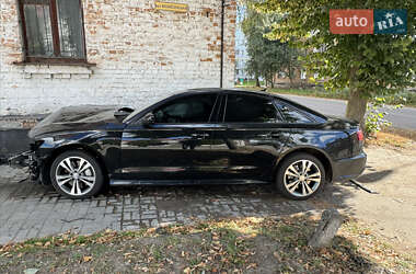 Седан Audi A6 2016 в 