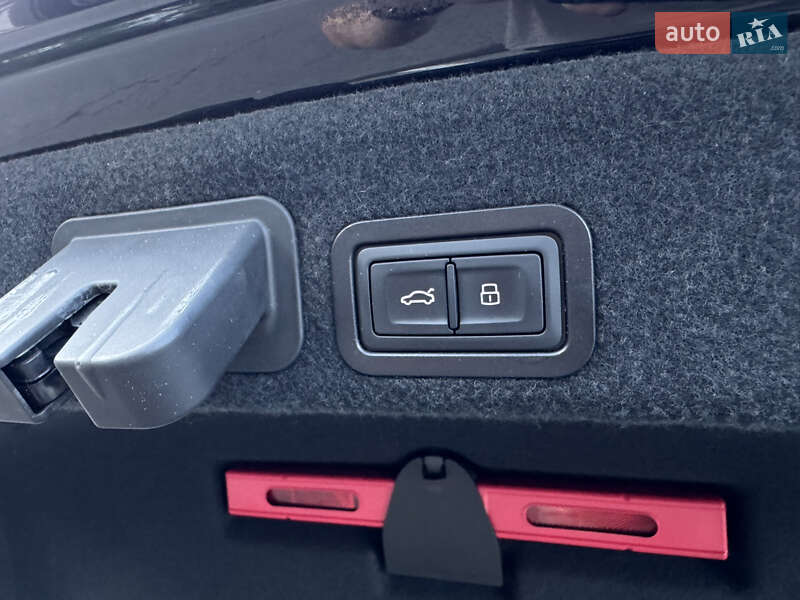 Седан Audi A6 2016 в Днепре