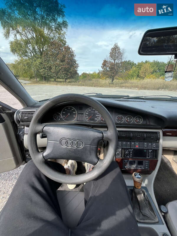 Седан Audi A6 1996 в Харькове