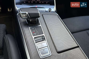 Седан Audi A6 2023 в 