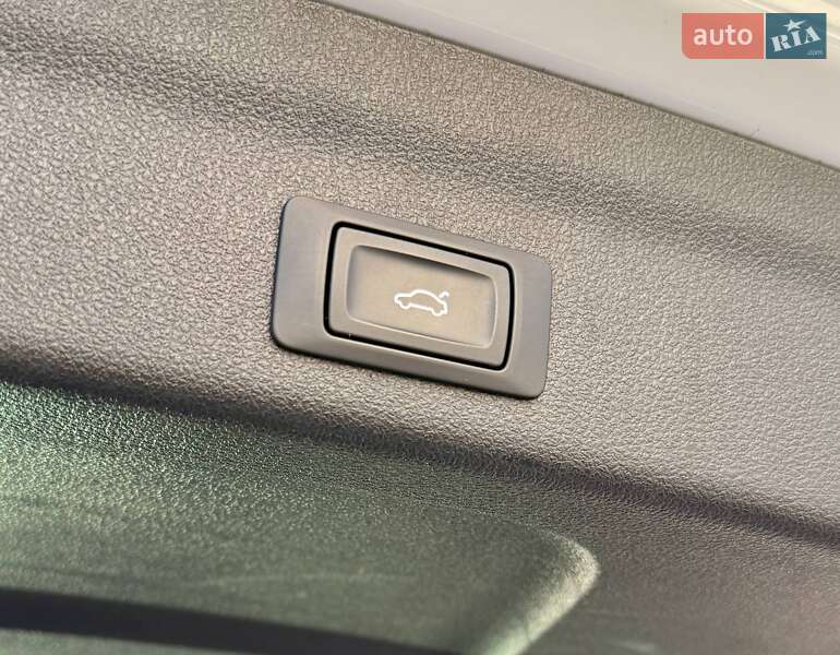 Универсал Audi A6 2020 в Киеве