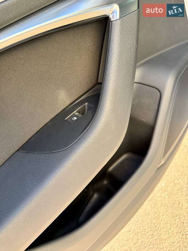 Универсал Audi A6 2020 в Киеве