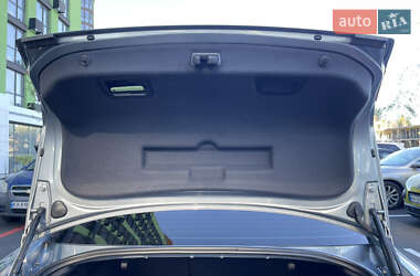 Седан Audi A6 2011 в 