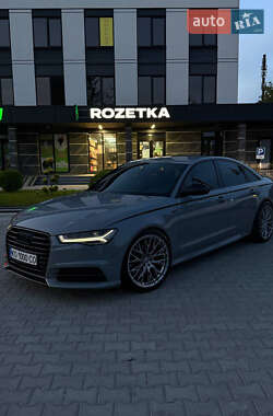 Седан Audi A6 2015 в 