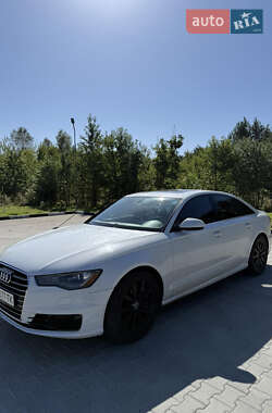 Седан Audi A6 2015 в 