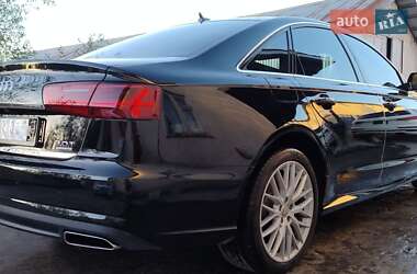 Седан Audi A6 2015 в 