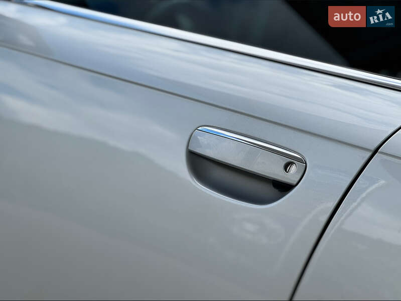 Седан Audi A6 2010 в Рахові