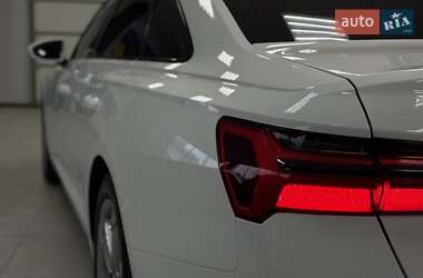 Седан Audi A6 2018 в 