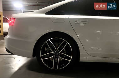 Седан Audi A6 2016 в 