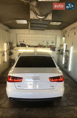 Седан Audi A6 2013 в 