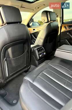 Седан Audi A6 2016 в 