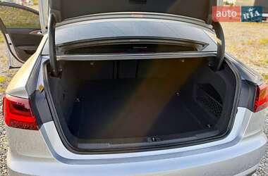 Седан Audi A6 2016 в 