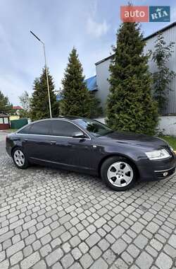 Седан Audi A6 2004 в 