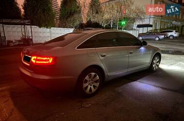 Седан Audi A6 2010 в 