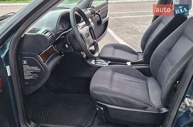 Универсал Audi A6 1995 в 