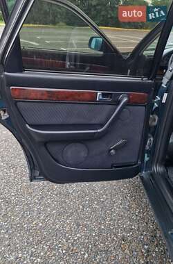 Универсал Audi A6 1995 в 