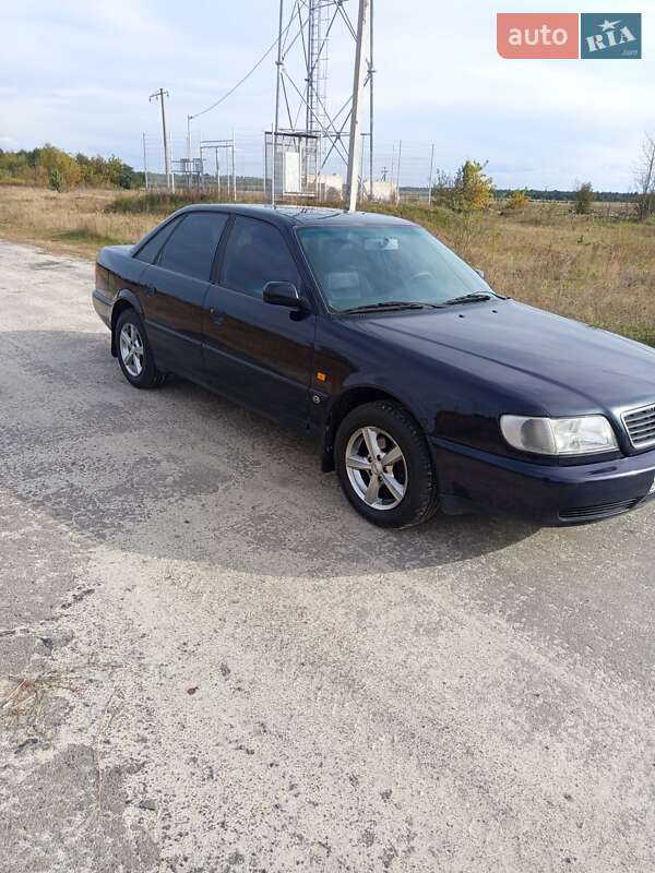 Седан Audi A6 1995 в Заречном
