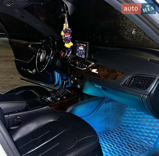 Седан Audi A6 2014 в Киеве