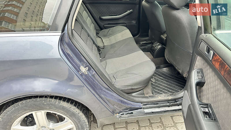 Універсал Audi A6 2002 в Тернополі