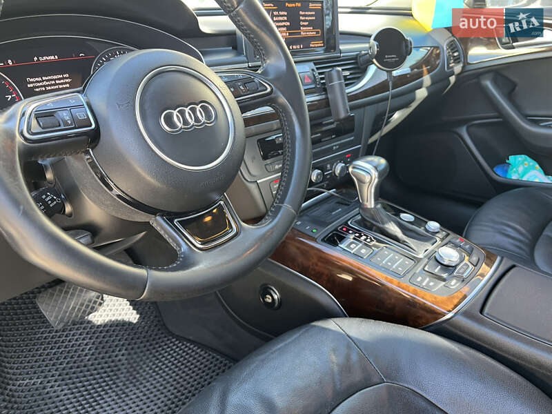 Седан Audi A6 2013 в Киеве
