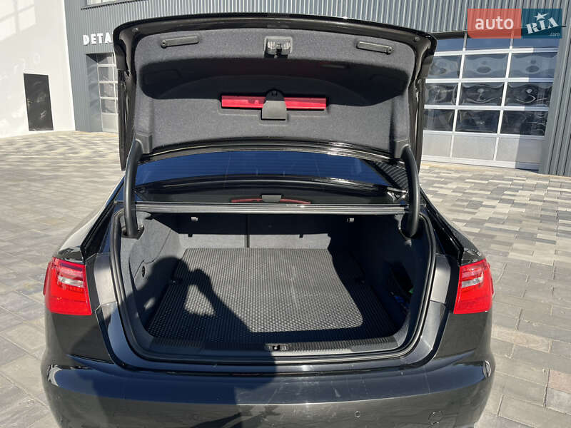 Седан Audi A6 2013 в Киеве
