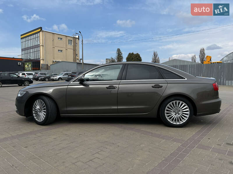 Седан Audi A6 2014 в Киеве