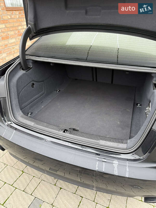 Седан Audi A6 2013 в Горохове