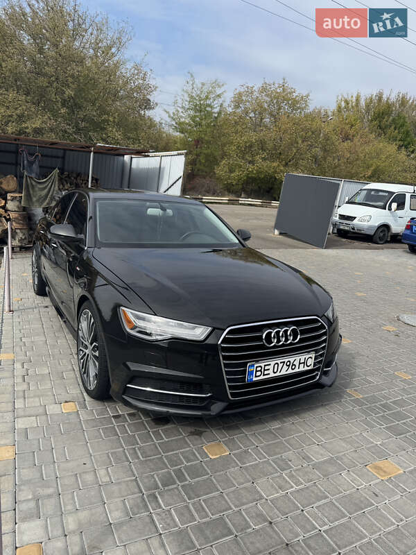 Седан Audi A6 2015 в 