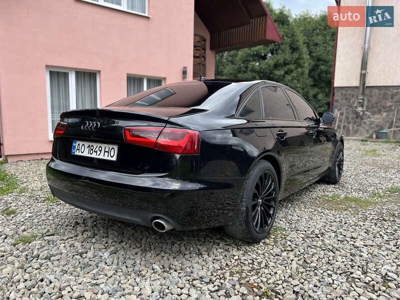 Седан Audi A6 2011 в Буковеле
