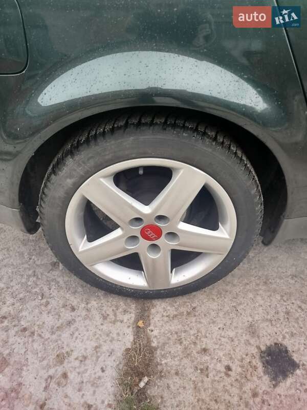 Универсал Audi A6 2001 в Звягеле
