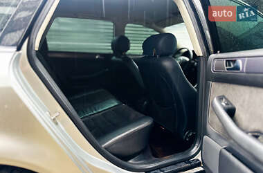 Универсал Audi A6 2004 в 