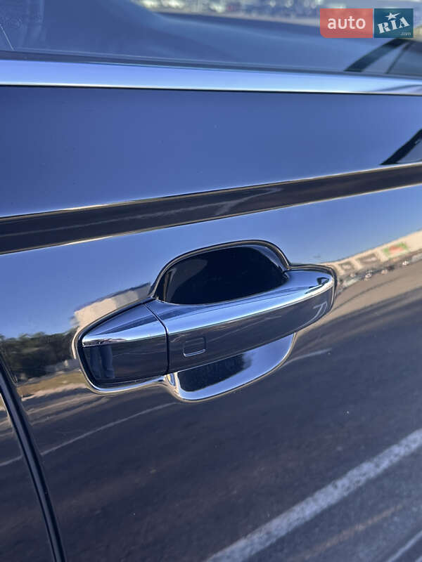 Седан Audi A6 2017 в Киеве