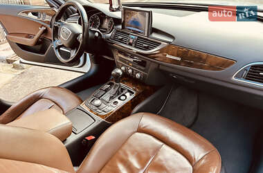 Седан Audi A6 2013 в 