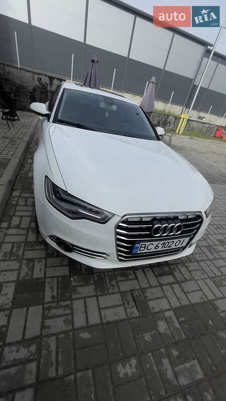 Седан Audi A6 2013 в 
