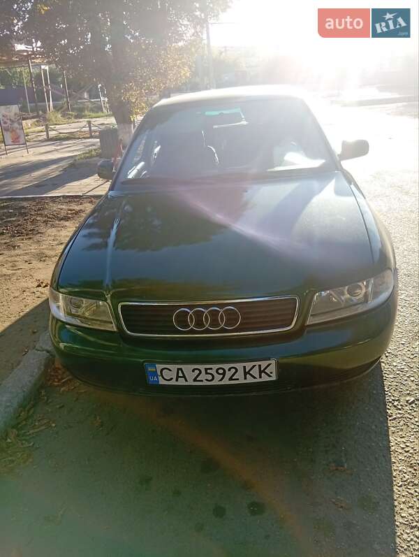 Седан Audi A6 1997 в Захарьевке