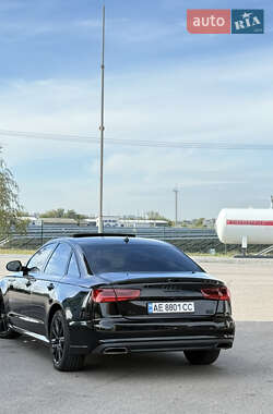 Седан Audi A6 2015 в 