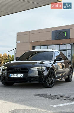 Седан Audi A6 2015 в 