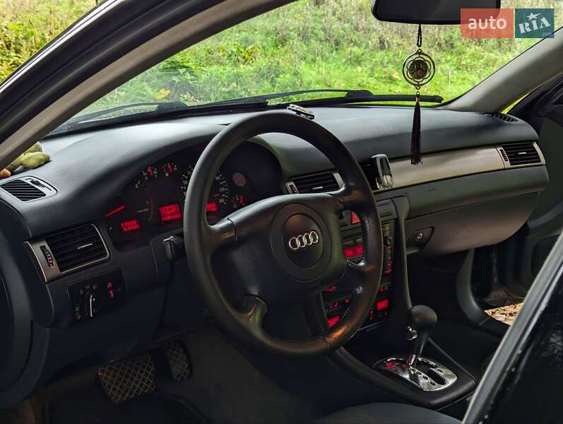 Седан Audi A6 2001 в Межгорье