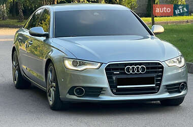 Седан Audi A6 2013 в 