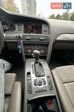 Седан Audi A6 2004 в 