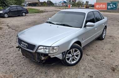 Седан Audi A6 1995 в Зарічному