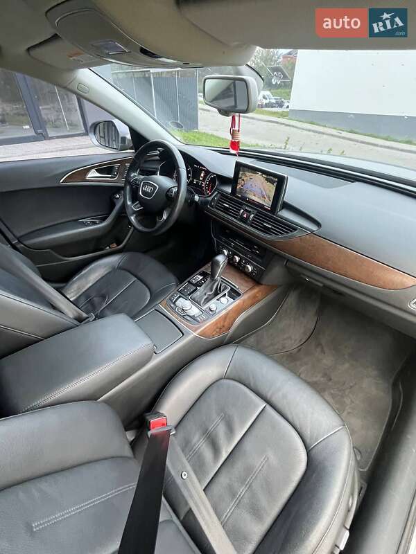 Седан Audi A6 2015 в Новояворовске
