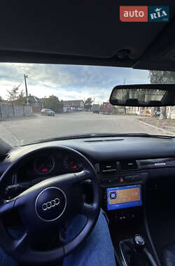 Седан Audi A6 2001 в 