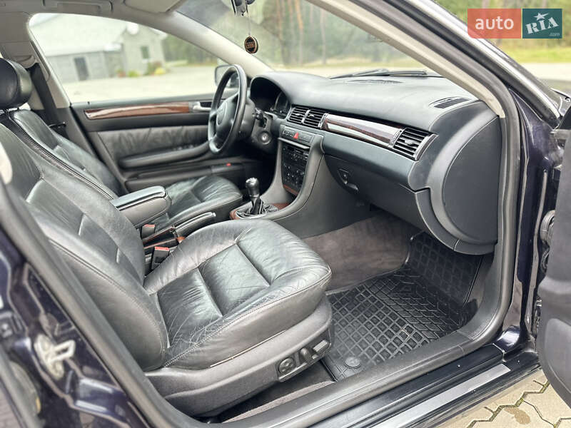 Универсал Audi A6 2003 в Костополе