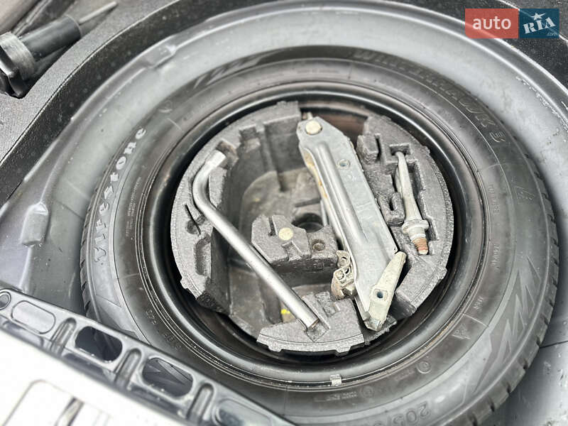 Универсал Audi A6 2003 в Костополе