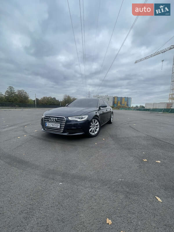Седан Audi A6 2013 в 