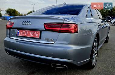 Седан Audi A6 2015 в 